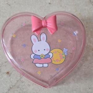 Vtg Sanrio Cheery Chums Heart-Shaped Pink Plastic Collectible Case with bow ⬇️